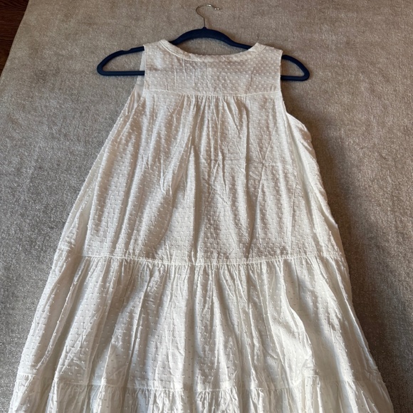 White Sundress - Picture 7 of 7